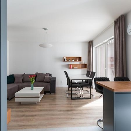 Luksusowy Apartament Przy Targach Poznan Exterior foto